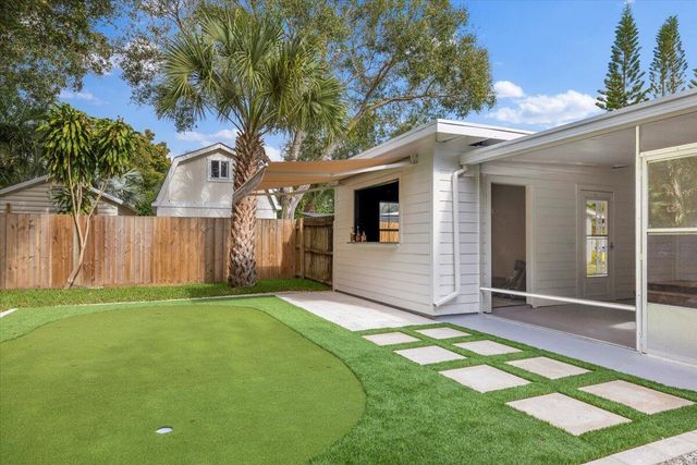 1835 24th Avenue, Vero Beach, FL 32960