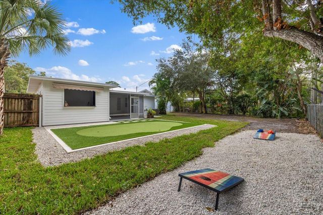 1835 24th Avenue, Vero Beach, FL 32960