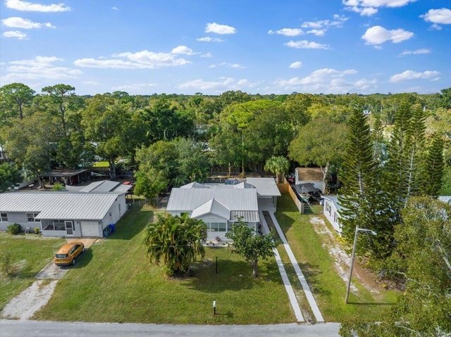 1835 24th Avenue, Vero Beach, FL 32960