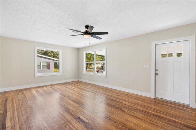 1835 24th Avenue, Vero Beach, FL 32960