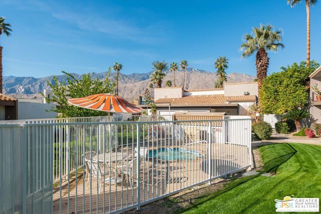 1720 E Camino Parocela, Palm Springs, CA 92264