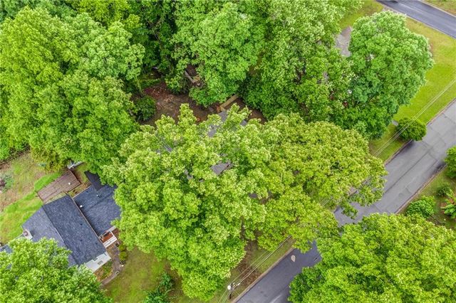 1311 Tsali Trail, Lake City, GA 30260