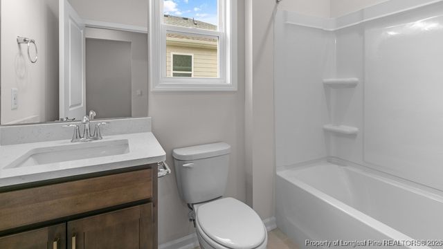 804 Fernwind Circle, Aberdeen, NC 28315