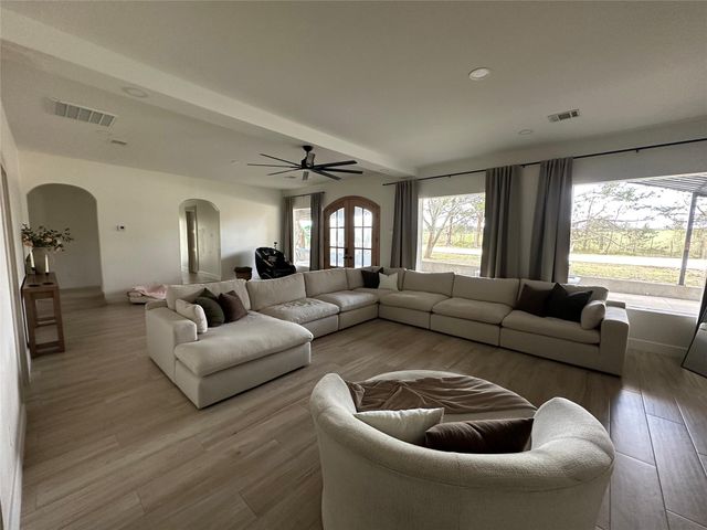 7399 County Road 215, Anderson, TX 77830