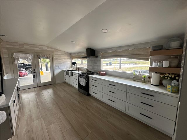 7399 County Road 215, Anderson, TX 77830