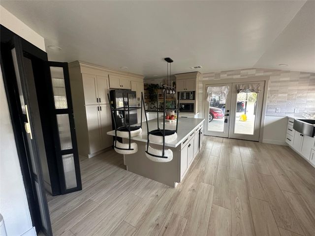 7399 County Road 215, Anderson, TX 77830