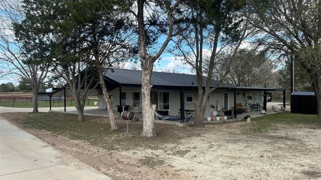 7399 County Road 215, Anderson, TX 77830