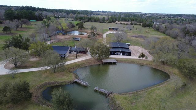 7399 County Road 215, Anderson, TX 77830