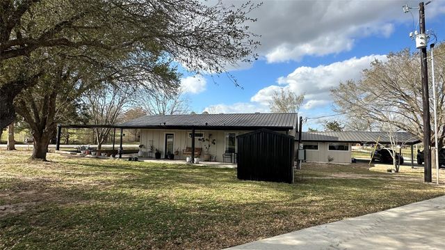 7399 County Road 215, Anderson, TX 77830