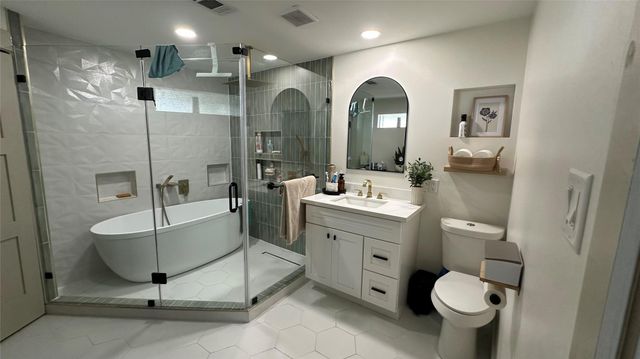 7399 County Road 215, Anderson, TX 77830