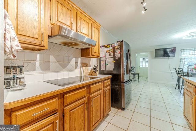 3316 Classic Drive, Snellville, GA 30078