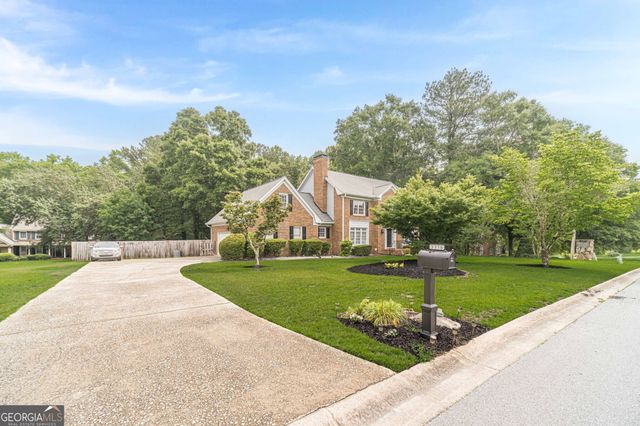 3316 Classic Drive, Snellville, GA 30078