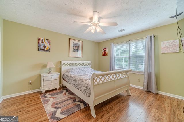 3316 Classic Drive, Snellville, GA 30078