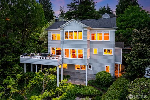 246 Dorffel Drive E, Seattle, WA 98112