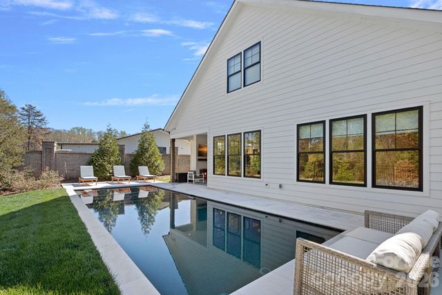 12012 Cambridge Square Drive, Cornelius, NC 28031