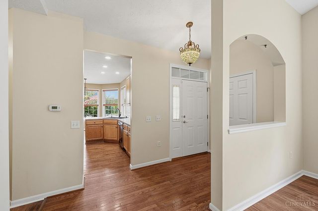 6183 Pondside Drive, Hamilton Twp, OH 45039