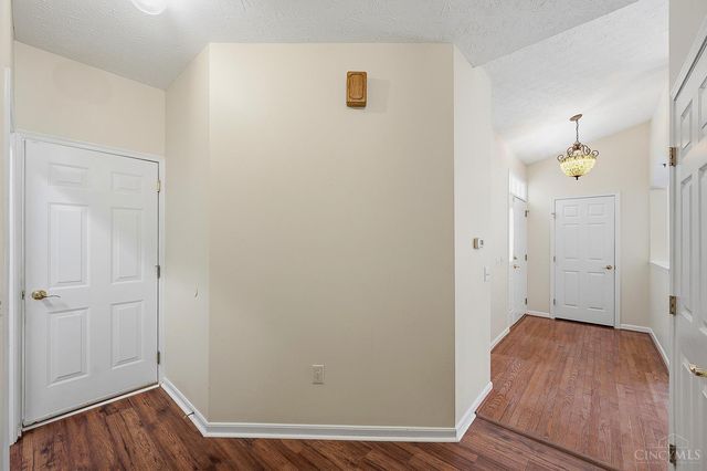 6183 Pondside Drive, Hamilton Twp, OH 45039