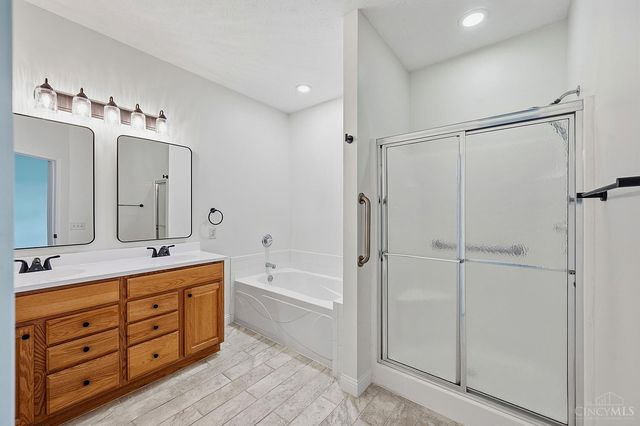 6183 Pondside Drive, Hamilton Twp, OH 45039