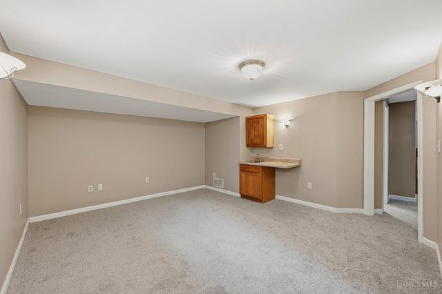 6183 Pondside Drive, Hamilton Twp, OH 45039
