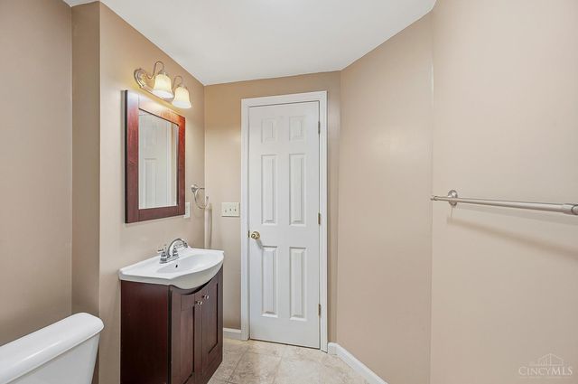 6183 Pondside Drive, Hamilton Twp, OH 45039