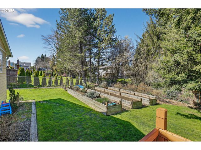 4177 Se 12TH St, Gresham, OR 97080