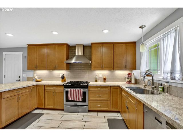 4177 Se 12TH St, Gresham, OR 97080