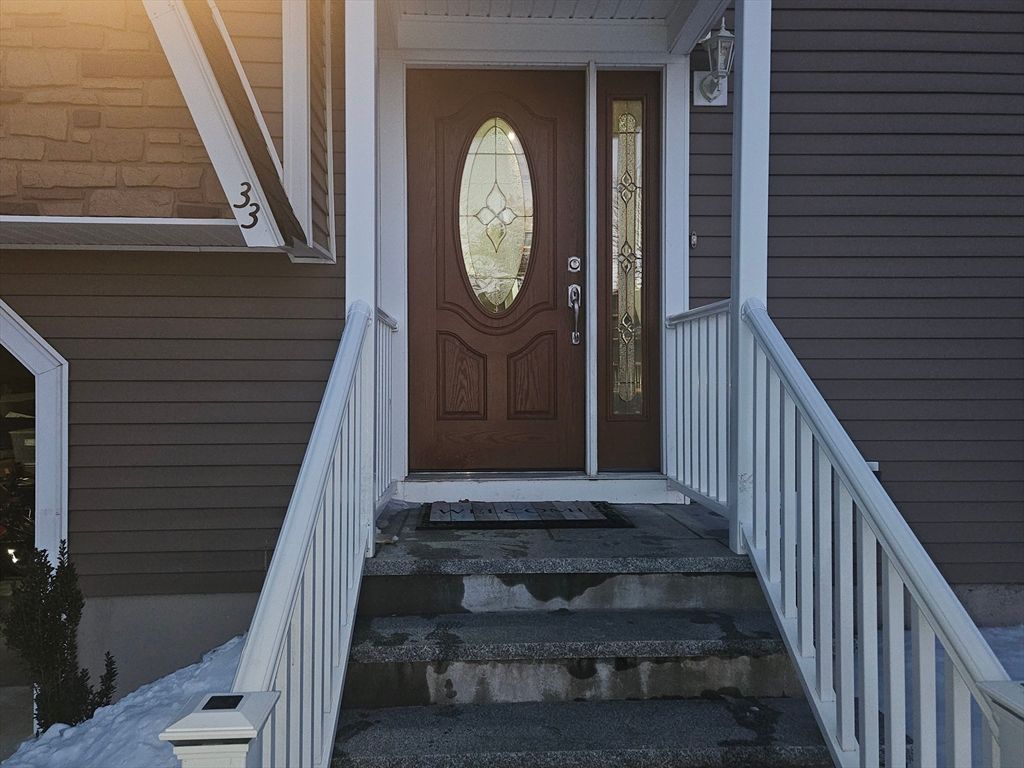 33 Hemlock Ter, Randolph, MA 02368