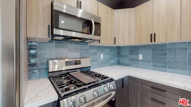 6807 Gloria Avenue 1, Los Angeles, CA 91406