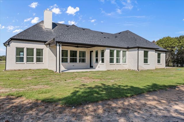 2057 Glenhollow Drive, Weatherford, TX 76088