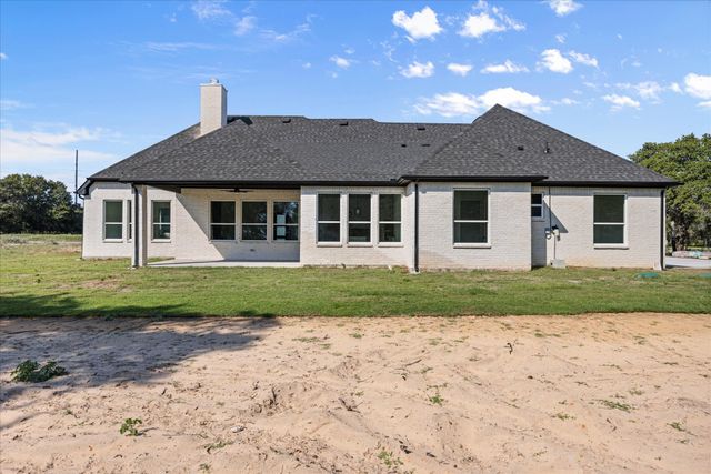 2057 Glenhollow Drive, Weatherford, TX 76088
