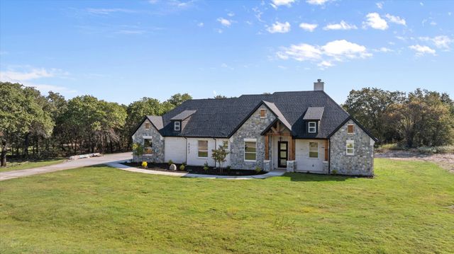 2057 Glenhollow Drive, Weatherford, TX 76088