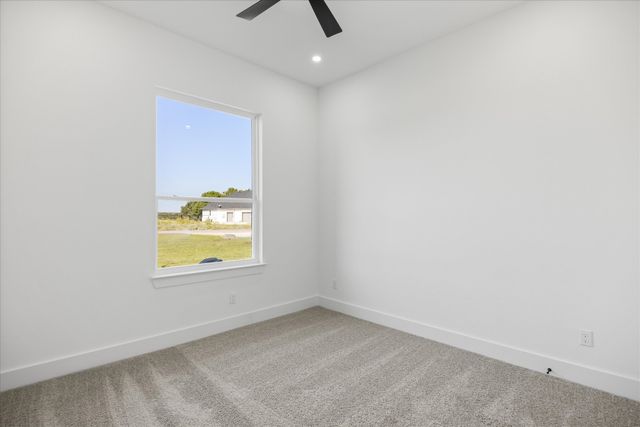 2057 Glenhollow Drive, Weatherford, TX 76088
