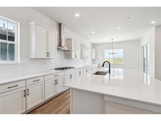 8658 Pennycress Dr, Littleton, CO 80125