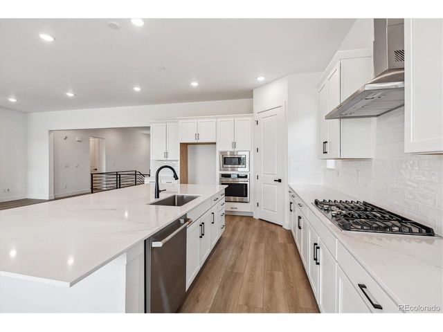 8658 Pennycress Dr, Littleton, CO 80125