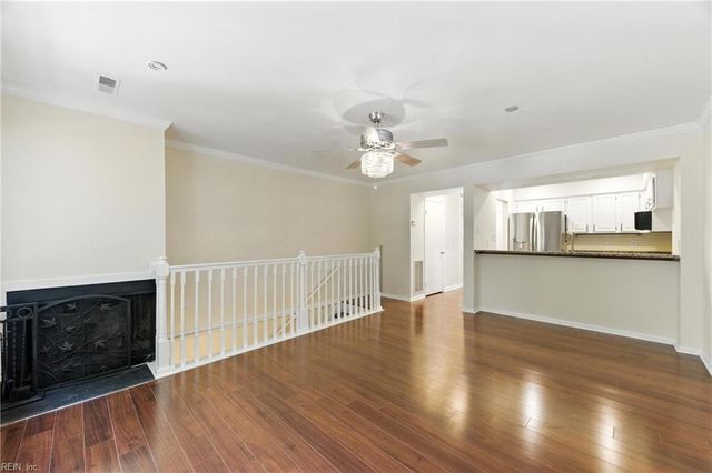 233 Mill Point DR, Hampton, VA 23669