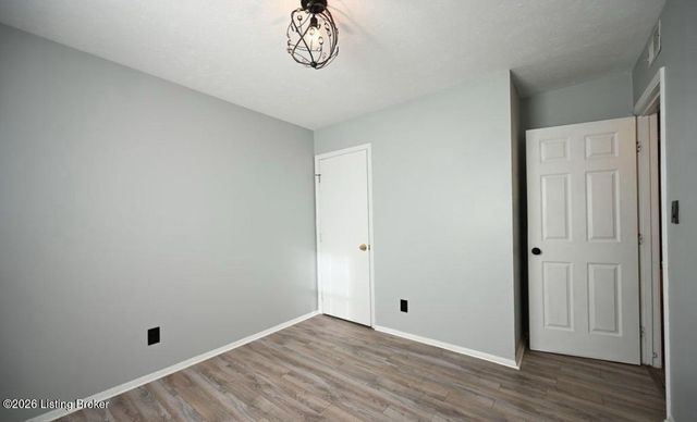 4504 Haney Way, Louisville, KY 40272