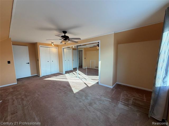 2132 Winchester Road, Rochester Hills, MI 48307