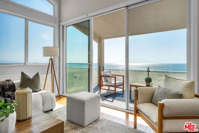 4 Lighthouse Street 13, Marina Del Rey, CA 90292