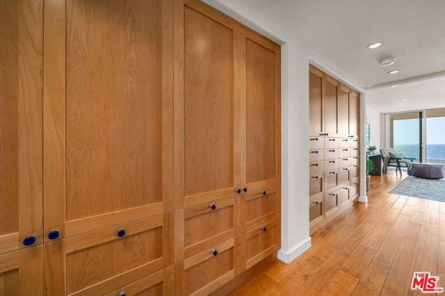 4 Lighthouse Street 13, Marina Del Rey, CA 90292