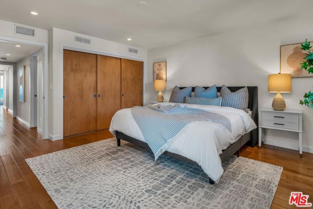4 Lighthouse Street 13, Marina Del Rey, CA 90292