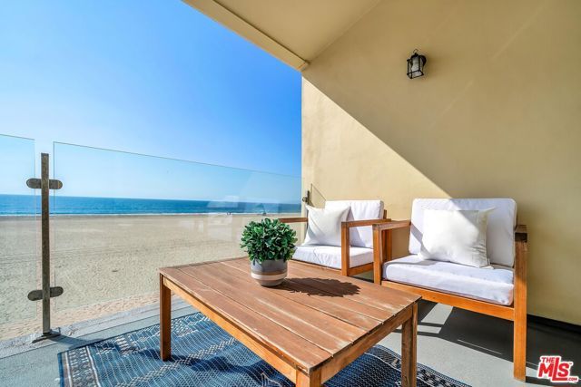 4 Lighthouse Street 13, Marina Del Rey, CA 90292