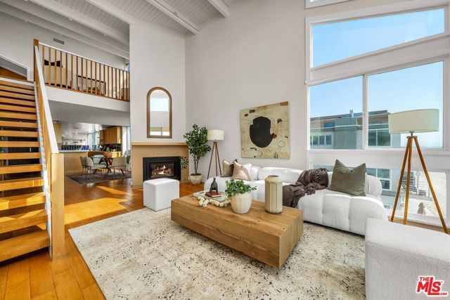 4 Lighthouse Street 13, Marina Del Rey, CA 90292