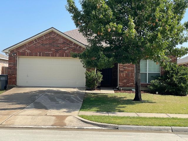 2049 Sunny Side Drive, Little Elm, TX 75068