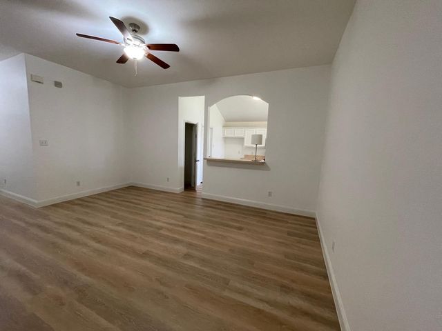 2049 Sunny Side Drive, Little Elm, TX 75068