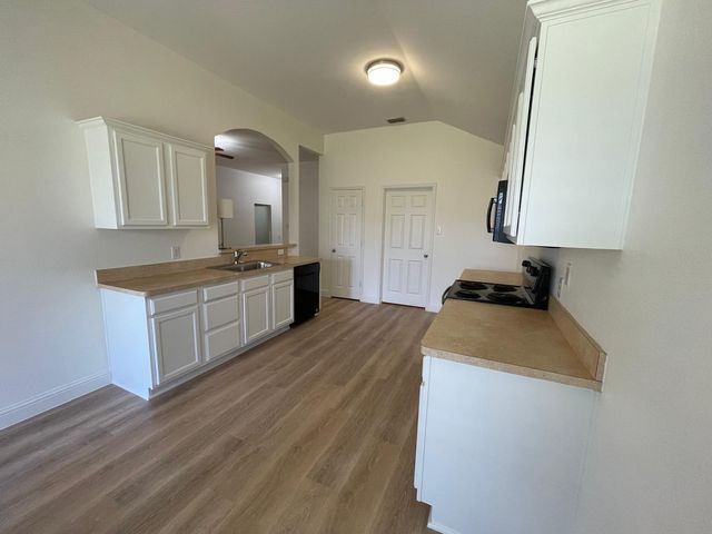 2049 Sunny Side Drive, Little Elm, TX 75068