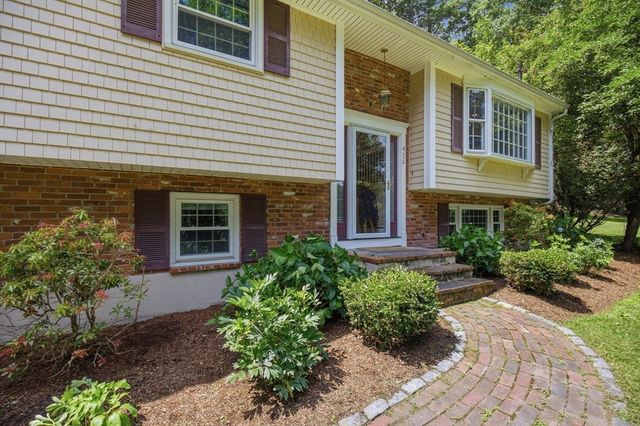 416 Ipswich Rd, Boxford, MA 01921