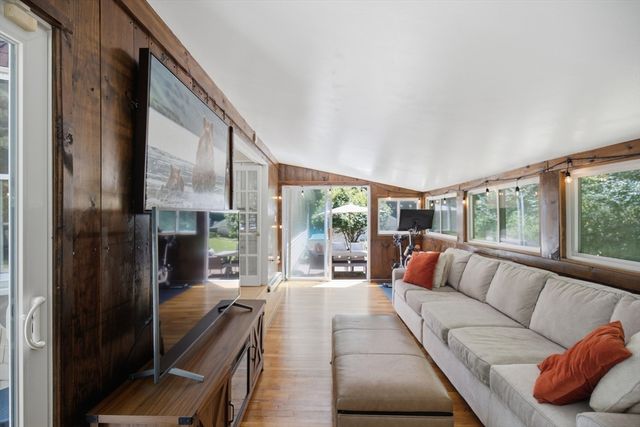 416 Ipswich Rd, Boxford, MA 01921