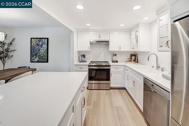 1508 Canyonwood Ct 4, Walnut Creek, CA 94595