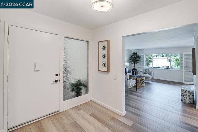 1508 Canyonwood Ct 4, Walnut Creek, CA 94595