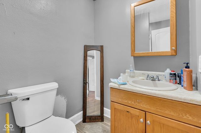 933 N Ewing Street, Indianapolis, IN 46201